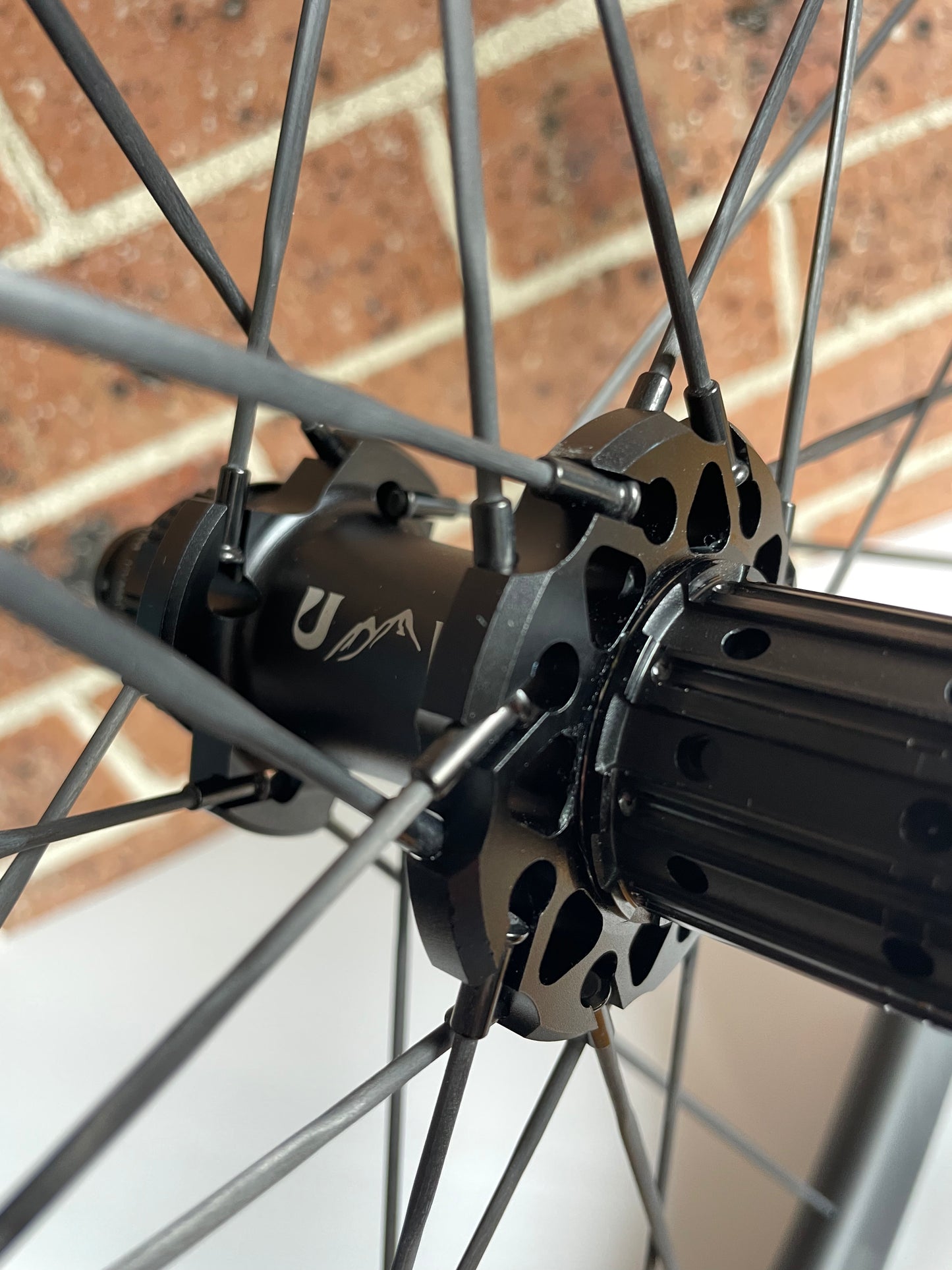 UV-carbon AR45 Wheel set