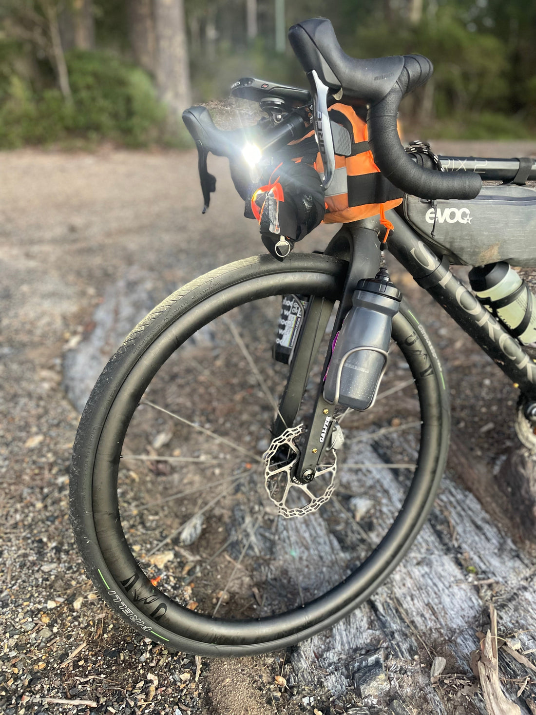 Pirelli Cinturato Velo TLR – Sydney to Hobart on All Roads.
